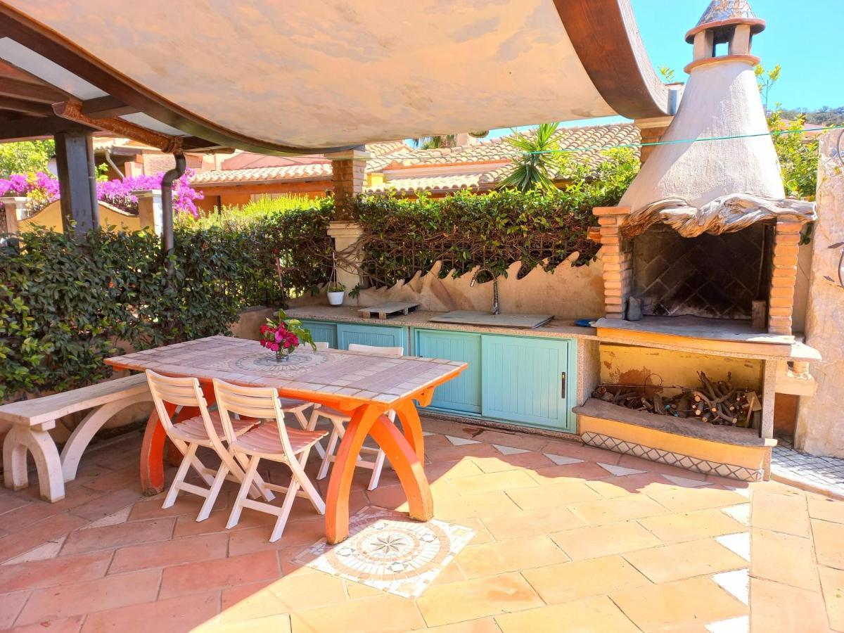 Villa Stella Fronte Mare Porto Frailis Àrbatax Exterior foto