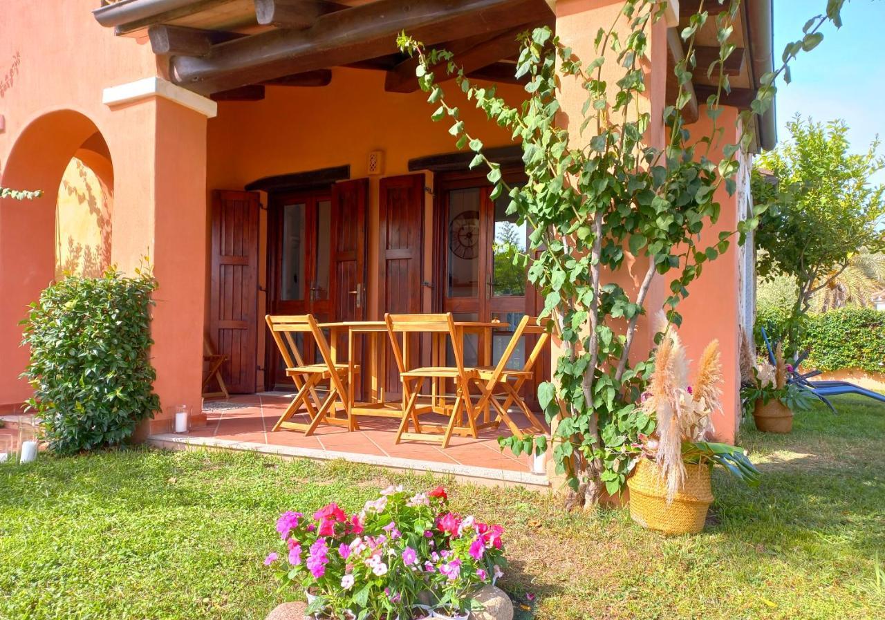 Villa Stella Fronte Mare Porto Frailis Àrbatax Exterior foto